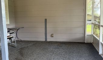 5947 Highway 2, Bascom, FL 32423