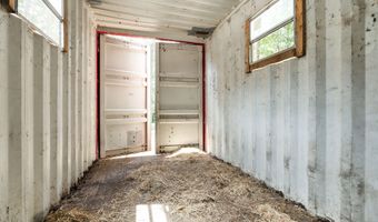 686 Welcome Valley Rd, Benton, TN 37307