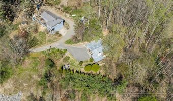 184 Dutch Treat Rd, Banner Elk, NC 28604