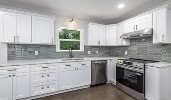 2 Western Hills Dr, Arkadelphia, AR 71923
