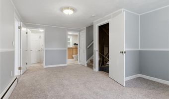35 Superior View Blvd, North Providence, RI 02911