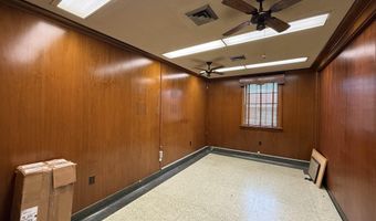 330 E College, Batesville, AR 72501