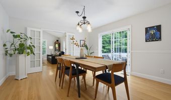 4 Hampshire Hills Dr, Bow, NH 03304