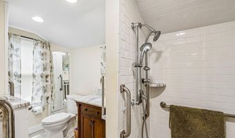 601 6th Ave, Belmar, NJ 07719