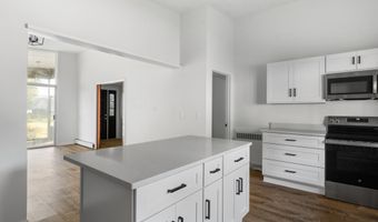 45 E LAKE Dr, Annapolis, MD 21403