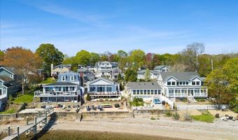 106 King Philip Ave, Bristol, RI 02809