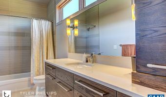 3 DICK WOODS Rd, Afton, VA 22903
