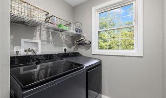 3 Victory Falls Rd, Coventry, RI 02827