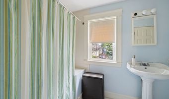 29 Worcester St 1, Belmont, MA 02478