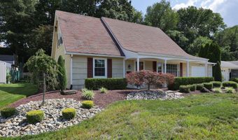 30 Oxford Ln, Aberdeen, NJ 07747
