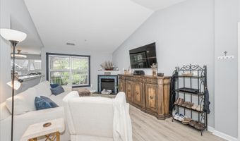 501 MATHIAS HAMMOND Way 301, Annapolis, MD 21401