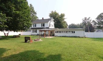 601 5th St, Brodhead, WI 53520