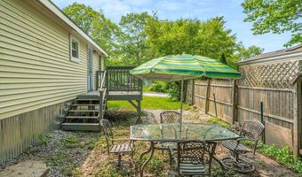 8 Bush Ave, Allenstown, NH 03275