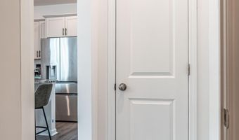 59 Walkabout Dr, Aberdeen, NC 28315
