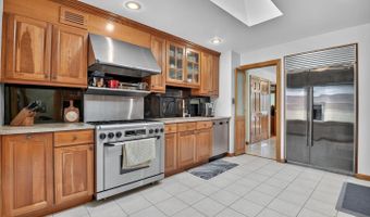 5800 PLAINVIEW Rd, Bethesda, MD 20817