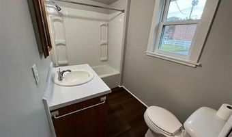 210 N Gilbert St, Ada, OH 45810