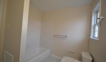 105 BOLTON Ct 156, Ambler, PA 19002