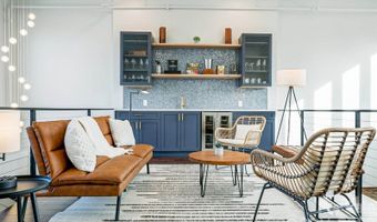 122 College St #301, Asheville, NC 28801