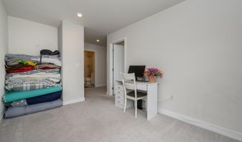 29 Athens Way, Aberdeen, NJ 07747