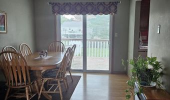 4 Woodbury Ln, Alexandria, KY 41001