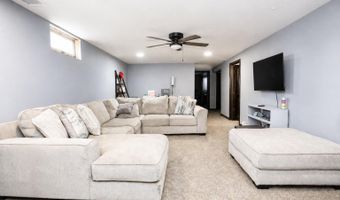 816 12th Ave, Aberdeen, SD 57401