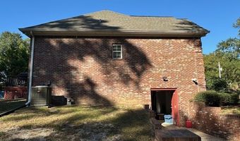 104 Lucky Ln, Andalusia, AL 36421