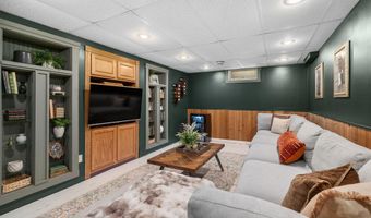 302 16th St SE, Austin, MN 55912