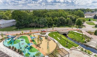 1768 S Port Dr, Antioch, IL 60002