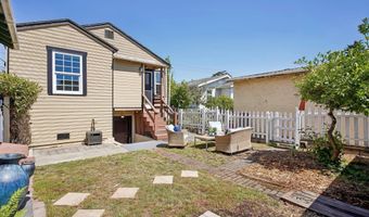 1066 Stannage Ave, Albany, CA 94706