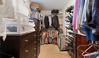 648 York View Dr, Auburn, GA 30011