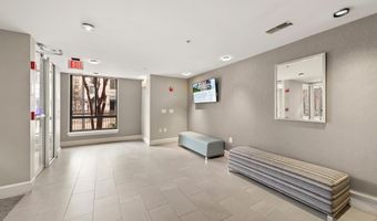 1200 N HARTFORD St 601, Arlington, VA 22201