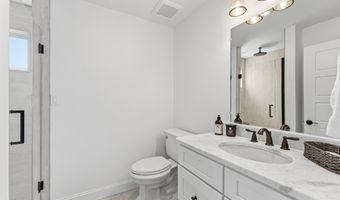 141 30th St, Avalon, NJ 08202