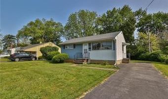 2120 Catasauqua Rd, Bethlehem, PA 18018