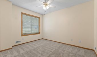 130 NW Georgetown Blvd 4, Ankeny, IA 50023