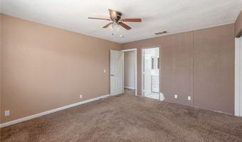 16050 Pawnee Rd, Apple Valley, CA 92307