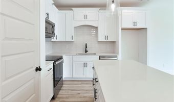 123 BOTTLE Way, Auburn, AL 36830