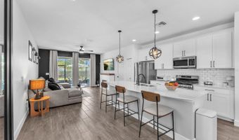 5551 DEL CORONADO Dr, Apollo Beach, FL 33572