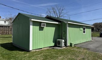 141 Clay St, Alderson, WV 24910