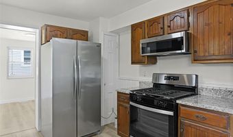 7025 Greenholly Dr, Affton, MO 63123