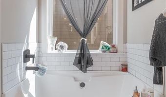 239 Bethany Manor Ct, Ball Ground, GA 30107