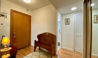 1301 N COURTHOUSE Rd N #812, Arlington, VA 22201