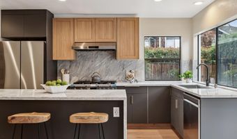 209 Cumberland Ct, Alameda, CA 94502