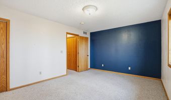 407 Summit St, Belle Fourche, SD 57717