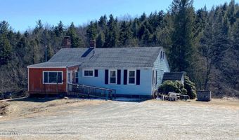 86 County Rd, Becket, MA 01223