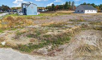 95 Fieldstone Dr, Augusta, ME 04330