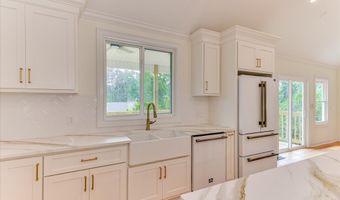 614 Oberlin Rd, Augusta, GA 30909