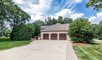 771 E Hickory Ave, Addison, IL 60101