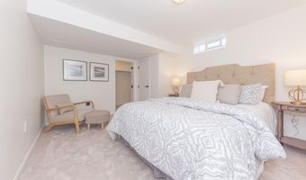 1729 Weldon Blvd, Ann Arbor, MI 48103