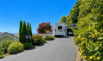 16219 LOWER HARBOR Rd #16, Brookings, OR 97415