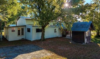 3280 W Powers Ave, Bell, FL 32619